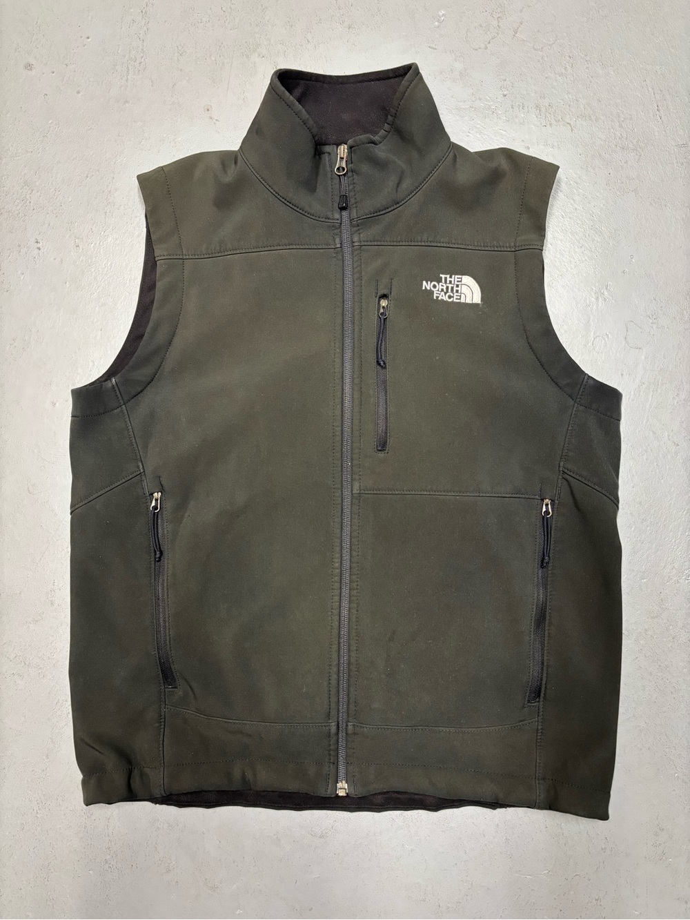 The North Face Men’s Black Vest with Zip Pockets